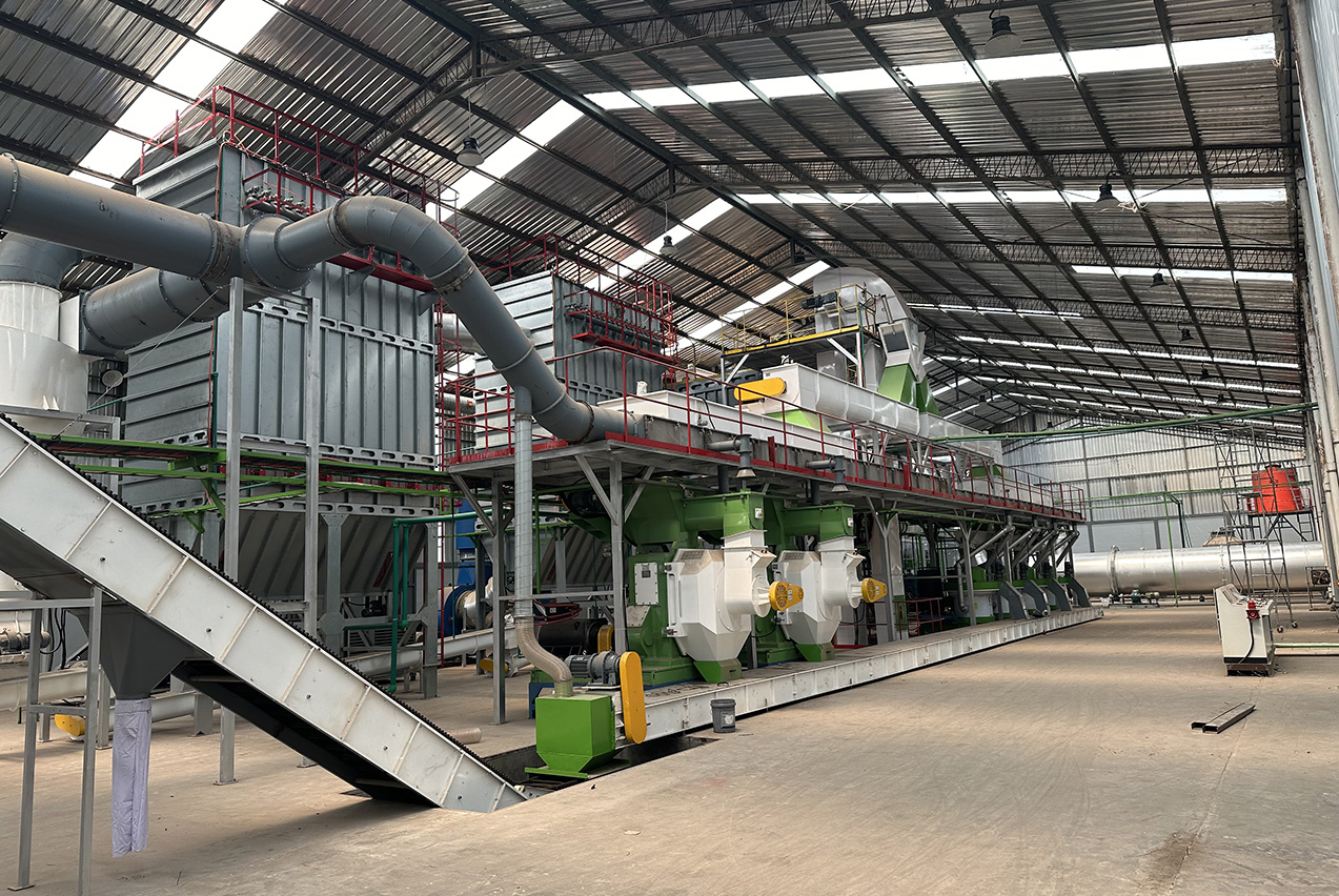 Kingwood JWZL-860 ring die pellet mill installed at a 30 t/h biomass plant in Indonesia